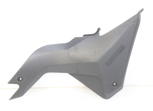 CACHE SOUS SELLE GAUCHE