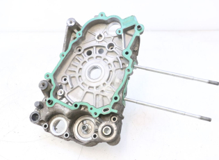 CARTER MOTEUR DROIT