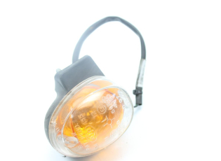 CLIGNOTANT AVANT DROIT