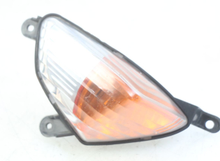 CLIGNOTANT AVANT DROIT