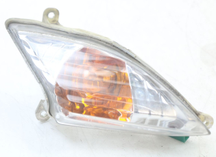 CLIGNOTANT AVANT DROIT