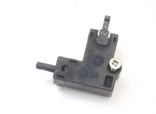 CONTACTEUR EMBRAYAGE