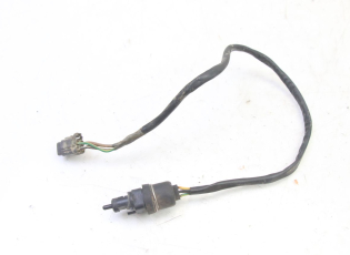 CONTACTEUR FEU STOP ARRIERE