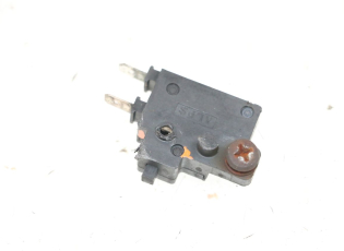 CONTACTEUR FEU STOP DROIT