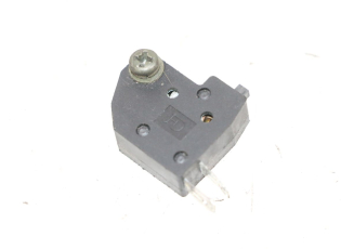 CONTACTEUR FEU STOP DROIT