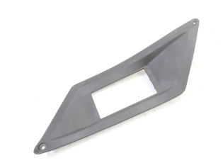 GRILLE RADIATEUR DROITE