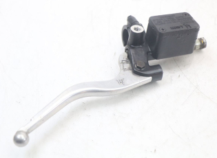 MAITRE CYLINDRE AVANT