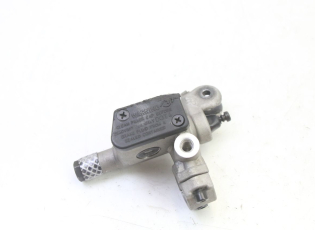 MAITRE CYLINDRE AVANT