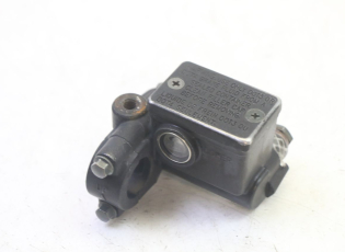 MAITRE CYLINDRE AVANT