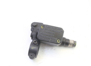 MAITRE CYLINDRE FREIN ARRIERE