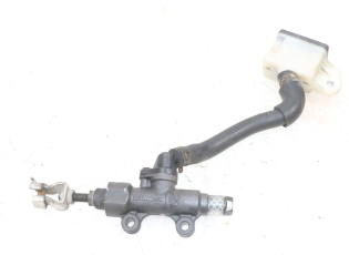 MAITRE CYLINDRE FREIN ARRIERE