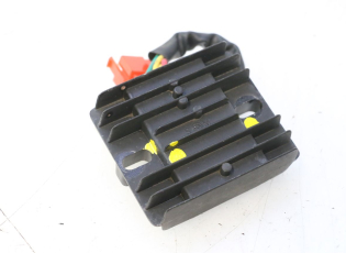 REGULATEUR CHARGE
