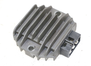 REGULATEUR CHARGE