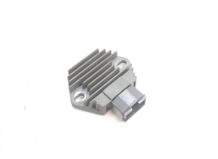 REGULATEUR CHARGE