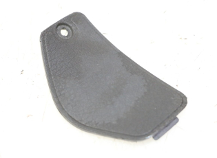 TRAPPE DE VISITE AVANT