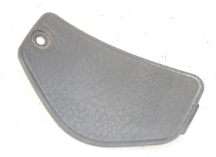 TRAPPE DE VISITE AVANT