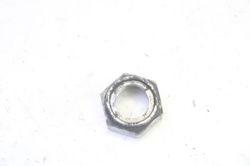 photo de NAKRĘTKA ZĘBATKI WYJŚCIOWEJ SKRZYNI BIEGÓW SUZUKI GSF N BANDIT 600 (1996 - 1999) - Szczegół części