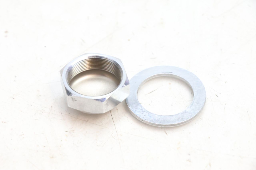 photo de Nakrętka trzpienia widelca YAMAHA FZ8 800 (2010 - 2016) - Zoom stanu zużycia