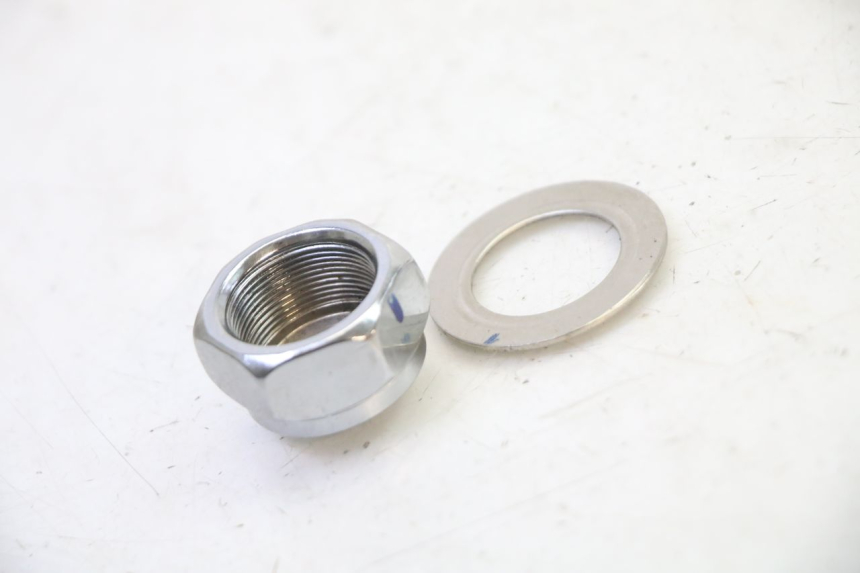 photo de NAKRĘTKA TRÓJNIKA WIDEŁEK APOLLO RFZ 125 - Inny kąt widzenia