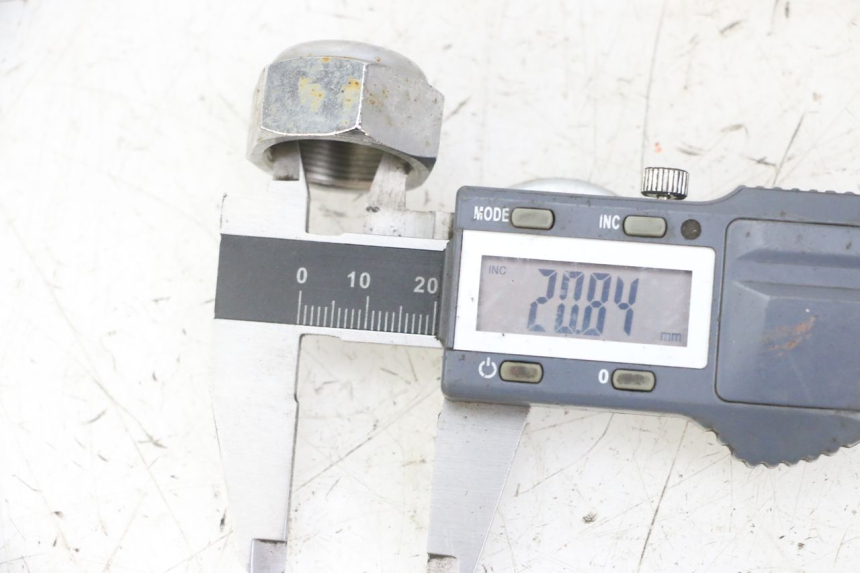 photo de NAKRĘTKA TRÓJNIKA WIDEŁEK YAMAHA XJ6 ABS 600 (2008 - 2016) - Szczegół części