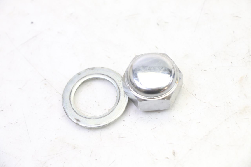 photo de NAKRĘTKA TRÓJNIKA WIDEŁEK YAMAHA XJ6 ABS 600 (2008 - 2016) - Szczegół części