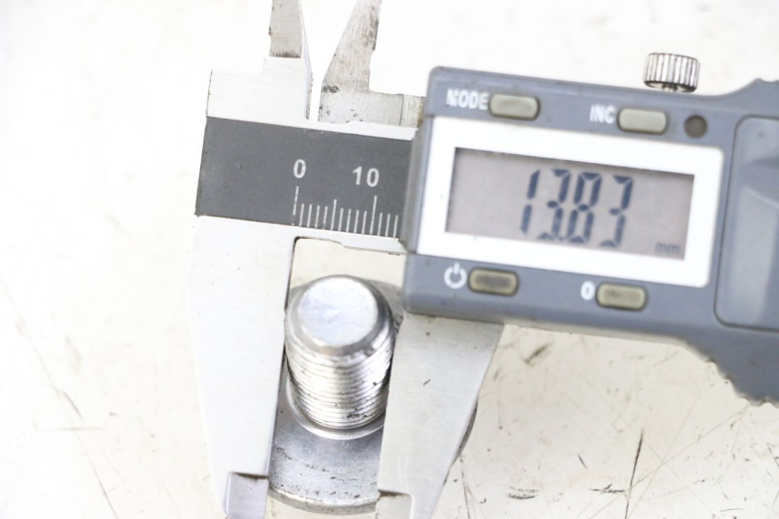 photo de NAKRĘTKA TRÓJNIKA WIDEŁEK YAMAHA TZR 50 (2008 - 2016) - Szczegół części