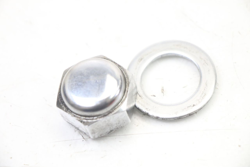 photo de NAKRĘTKA TRÓJNIKA WIDEŁEK YAMAHA XJ6 600 (2008 - 2016) - Szczegół części