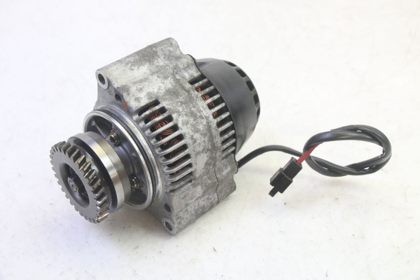 photo de ALTERNATOR SUZUKI GSF N BANDIT 600 (1996 - 1999) - Widok główny