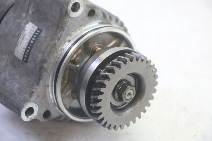 photo de ALTERNATOR SUZUKI GSF N BANDIT 600 (1996 - 1999) - Zbliżenie techniczne