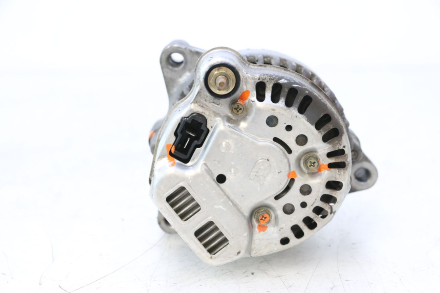 photo de Alternator SUZUKI GSF N BANDIT 1200 (2001 - 2005) - Widok ogólny