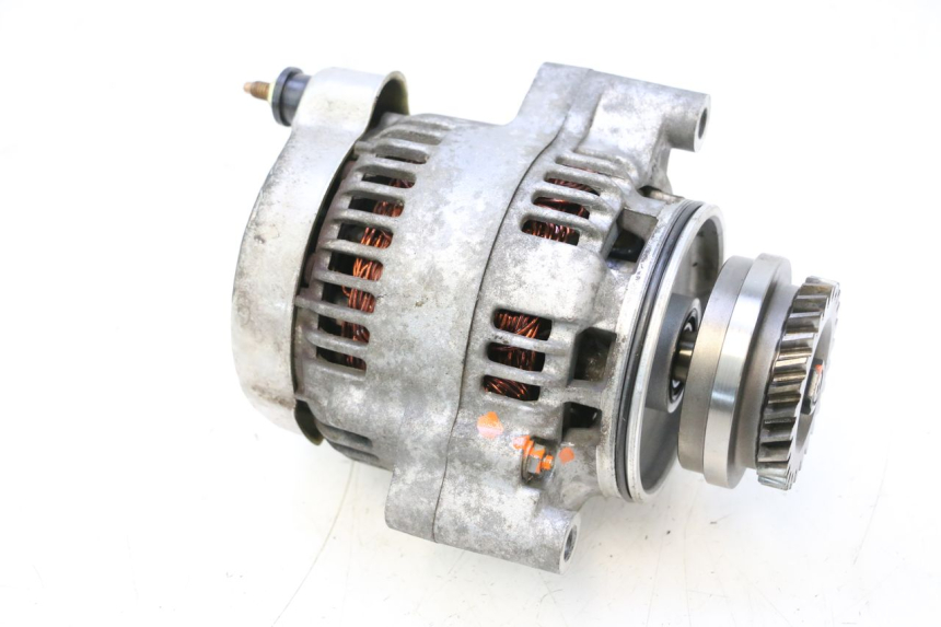 photo de Alternator SUZUKI GSF N BANDIT 1200 (2001 - 2005) - Stan powierzchni