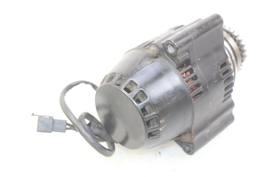 photo de ALTERNATOR SUZUKI GSX-F GSX  F 1100 (1988 - 1994) - Widok ogólny