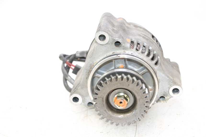 photo de Alternator SUZUKI GSX F GSXF 750 (1988 - 1998) - Stan powierzchni