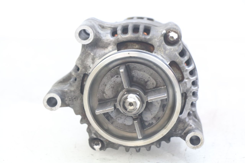photo de ALTERNATOR TRIUMPH SPRINT ST 955 (1999 - 2001) - Inny kąt widzenia
