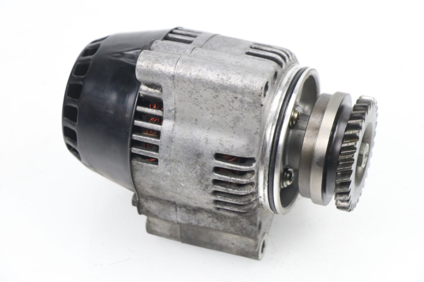 photo de ALTERNATOR SUZUKI GSXF GSX F 600 (1988 - 1997) - Widok główny