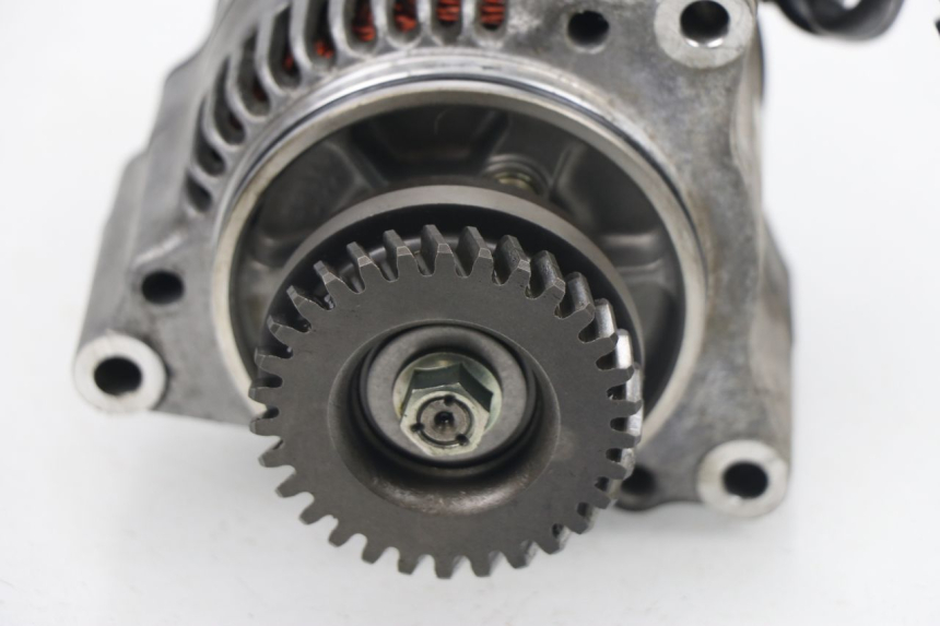 photo de ALTERNATOR SUZUKI GSXF GSX F 600 (1988 - 1997) - Punkty mocowania