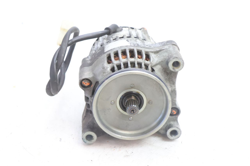 photo de Alternator YAMAHA XJR 1300 (1998 - 2002) - Inny kąt widzenia
