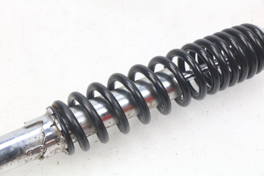 photo de Tylne amortyzatory KYMCO AGILITY 4T 50 (2018 - 2022) - Inny kąt widzenia