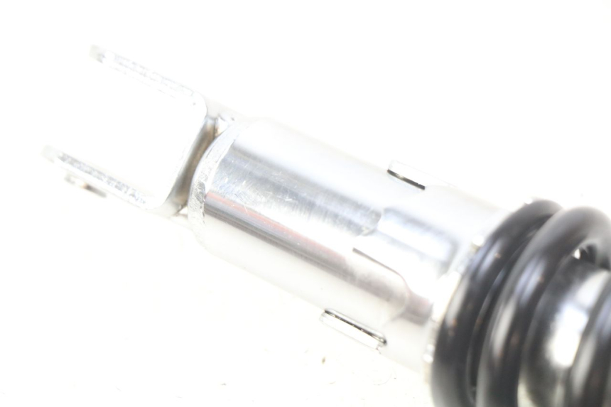 photo de Tylne amortyzatory KYMCO AGILITY 4T 50 (2018 - 2022) - Zbliżenie techniczne