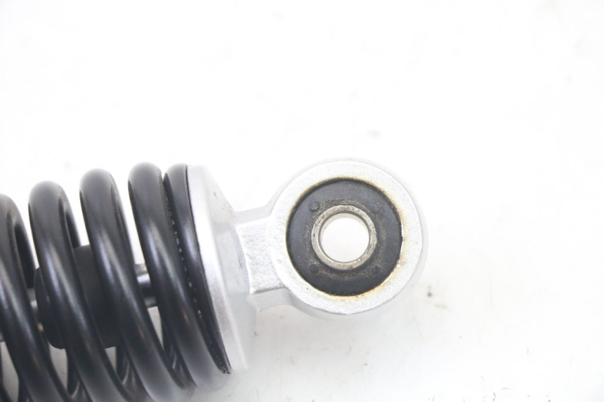 photo de AMORTYZATOR TYLNY KYMCO AGILITY 4T 50 (2005 - 2018) - Zbliżenie techniczne