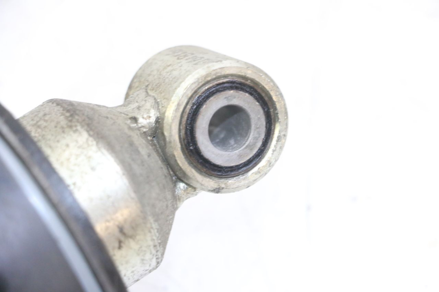 photo de Tylne amortyzatory HONDA CBF 500 (2004 - 2007) - Szczegół części