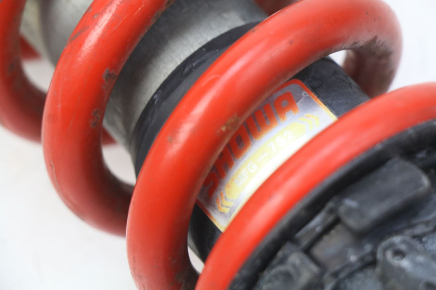 photo de Tylne amortyzatory HONDA CBRF CBR-F PC41 600 (2011 - 2013) - Zbliżenie techniczne