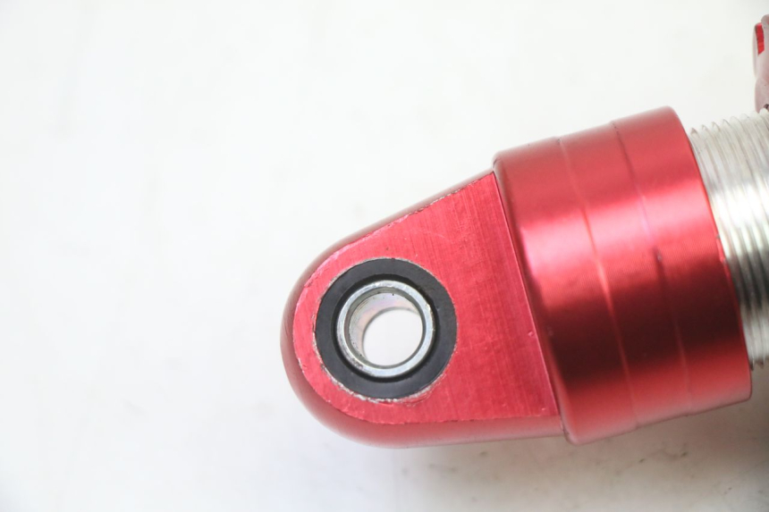 photo de Tylne amortyzatory LONCIN DIRT BIKE 125 - Zoom stanu zużycia