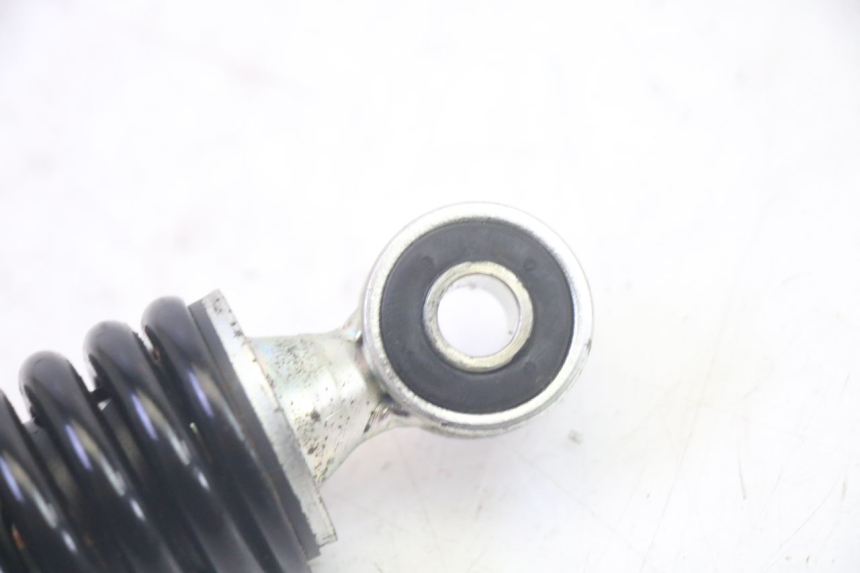 photo de Tylne amortyzatory PEUGEOT DJANGO 4T 50 (2014 - 2019) - Zbliżenie techniczne