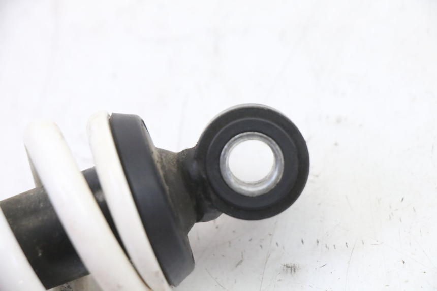 photo de AMORTYZATOR TYLNY YAMAHA JOG R 50 (2004 - 2014) - Inny kąt widzenia