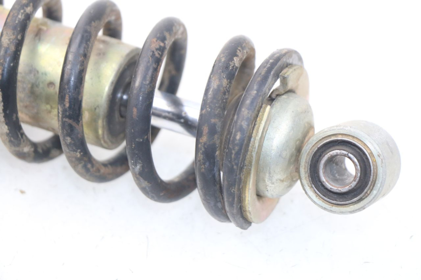 photo de AMORTYZATOR TYLNY SUZUKI JR 80 (2001 - 2006) - Zbliżenie techniczne