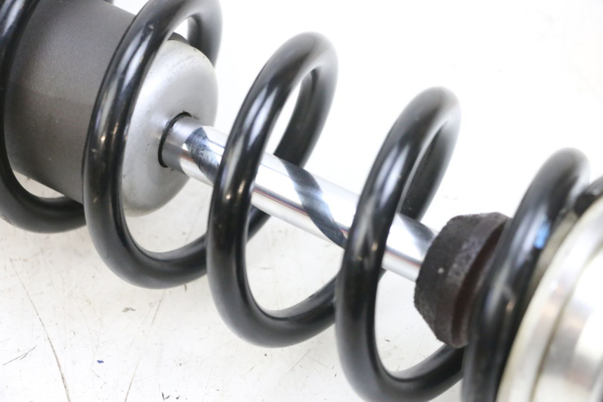 photo de Tylne amortyzatory KAWASAKI KXF KX-F 250 (2017 - 2019) - Zbliżenie komponentów