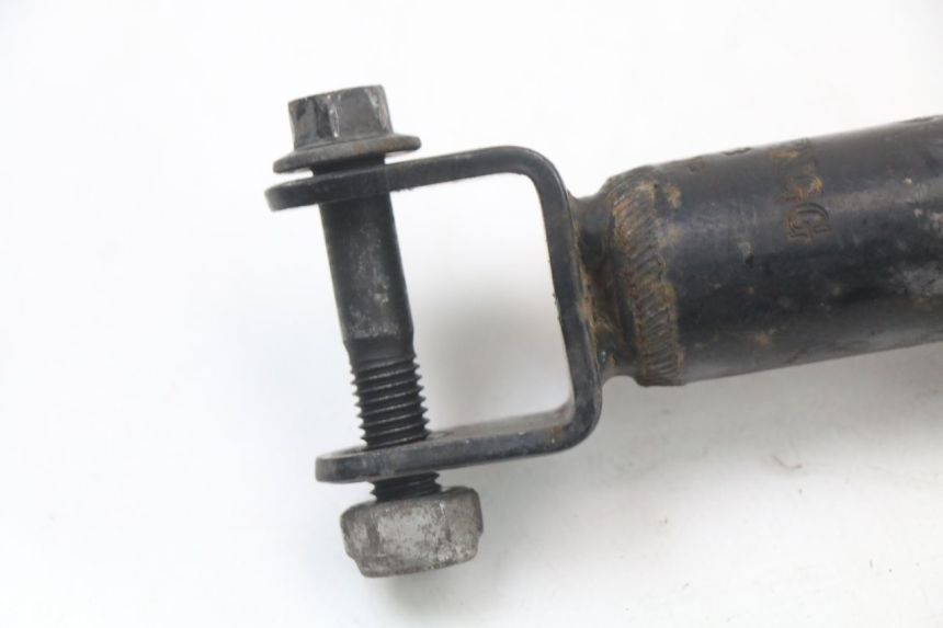 photo de AMORTYZATOR TYLNY PIAGGIO LIBERTY 4T 50 (2004 - 2008) - Zbliżenie techniczne