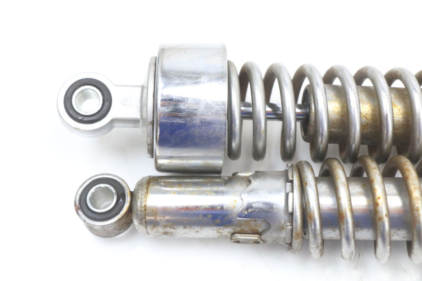 photo de Tylne amortyzatory ASTOR ORCAL 125 (2015 - 2017) - Zbliżenie techniczne