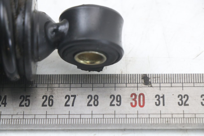 photo de AMORTYZATOR TYLNY TNT MOTOR ROMA 10' 2T 50 (2011 - 2018) - Zoom stanu zużycia